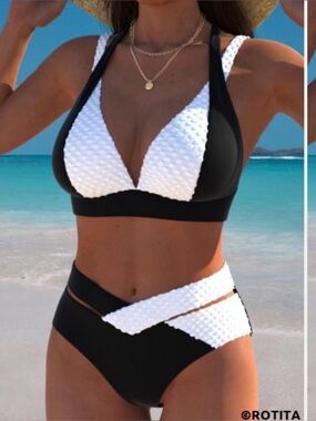 Rotita black and white bikini size medium NWT